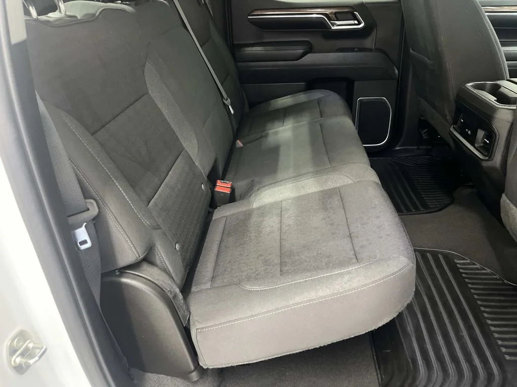 Used 2023 Summit White Chevrolet RST image 27