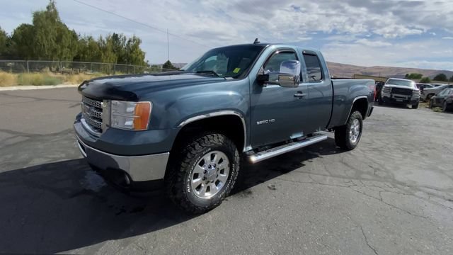 Used 2012 STEALTH GRAY METALLIC GMC SLT image 4