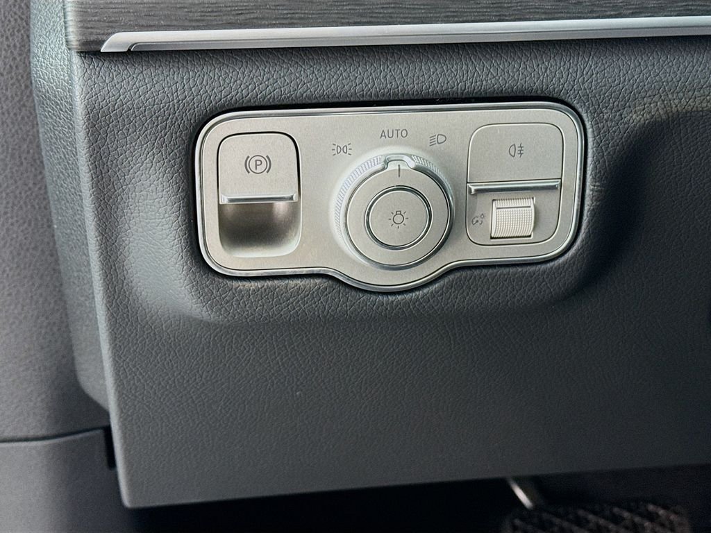 New 2026 Cirrus Silver Metallic Mercedes-Benz GLE 450 image 11