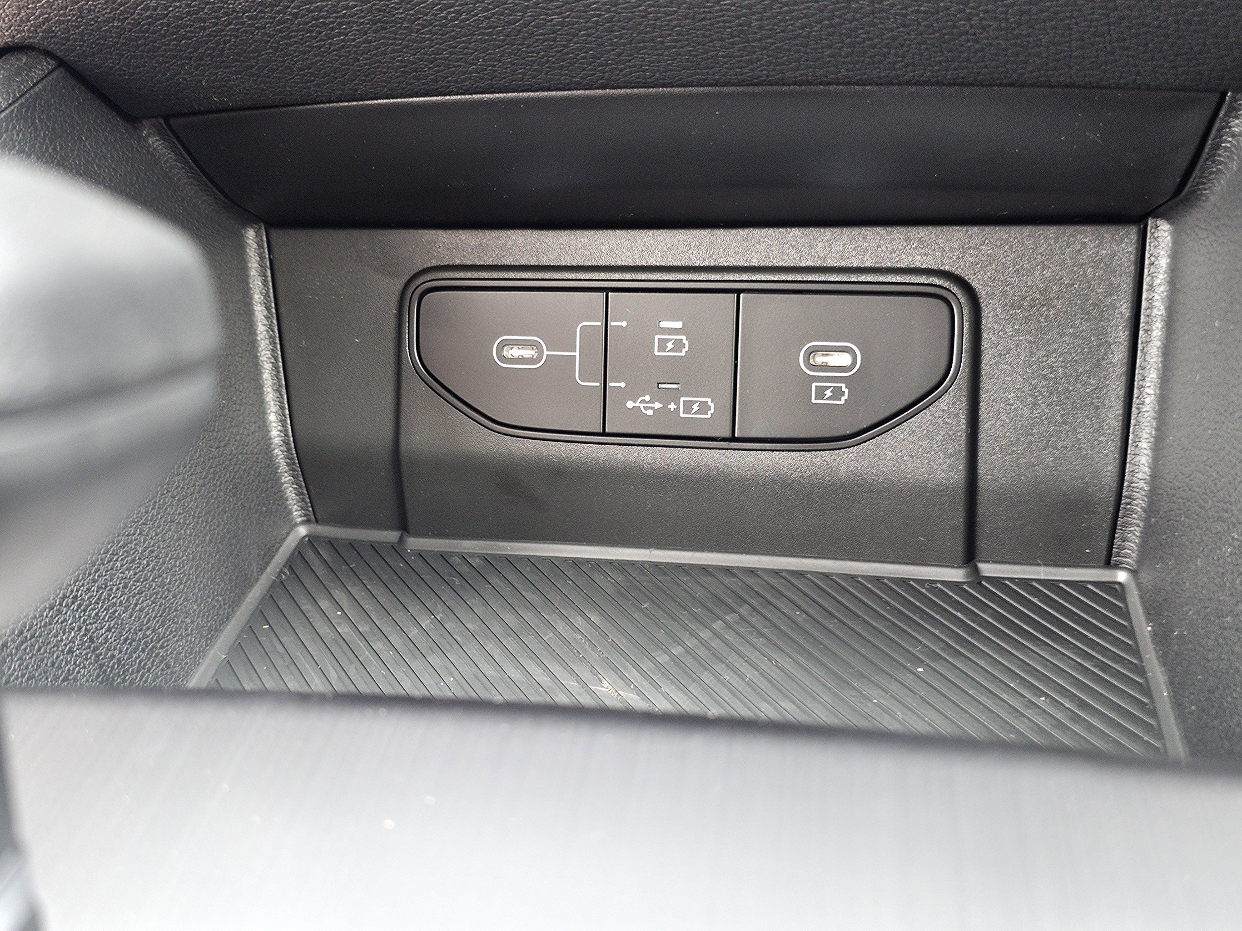 2026 Kia Sportage LX - Photo 20