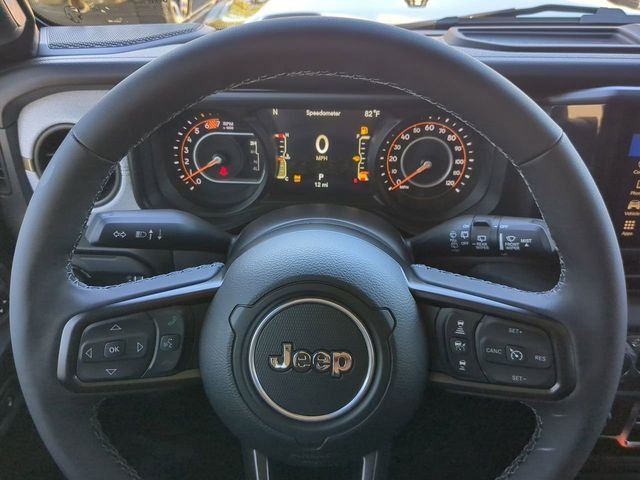 New 2026 Black Clear-Coat Exterior Paint Jeep Sport S image 29