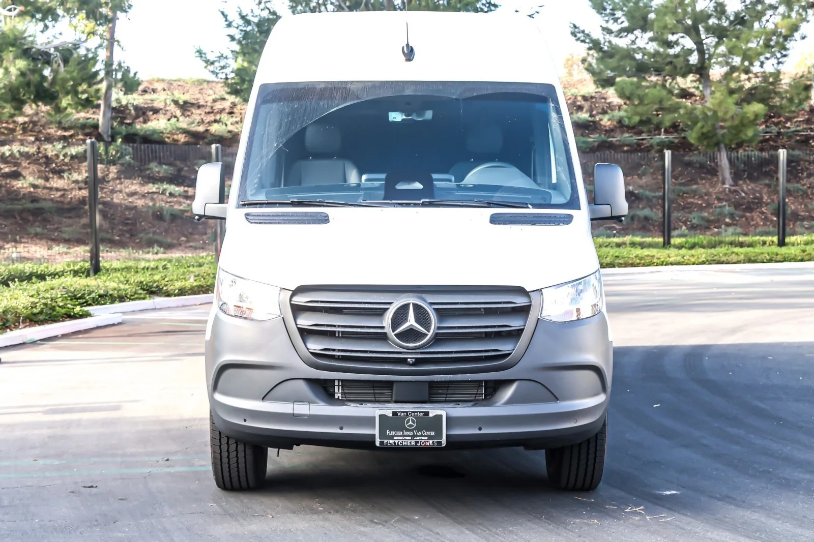 New 2026 Arctic White Mercedes-Benz  image 2