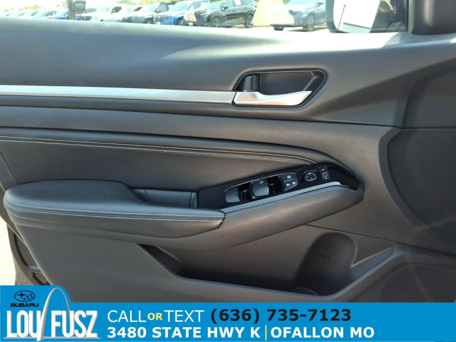 Used 2021 Super Black Nissan 2.5 SV image 22