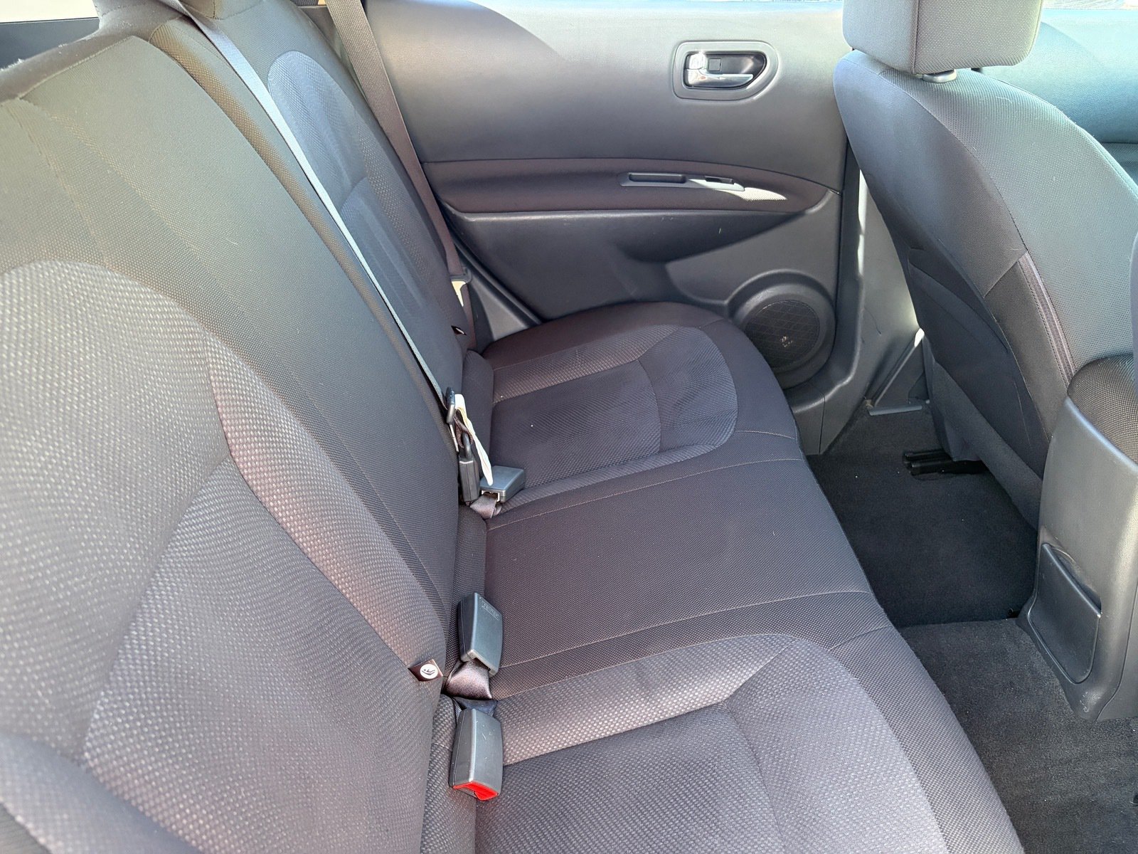 Used 2013 Red Nissan S image 12