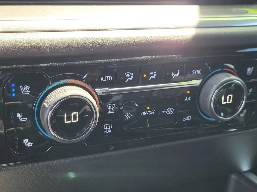 Used 2024 Black Chevrolet High Country image 18