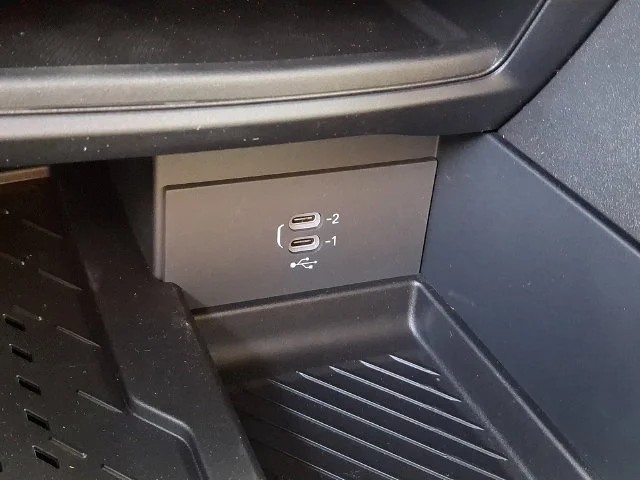 New 2027 Black Chrysler Limited image 16
