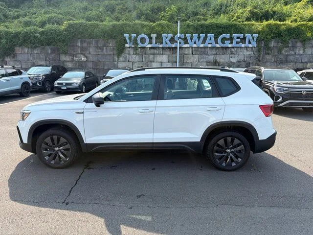 Certified Used 2023 White Volkswagen 1.5T S image 8