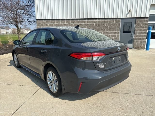 Used 2023 Gray Toyota LE image 8