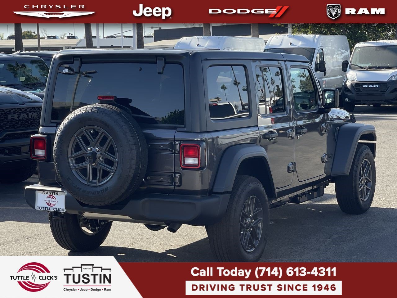 New 2026 Granite Crystal Metallic Clearcoat Jeep Sport S image 12