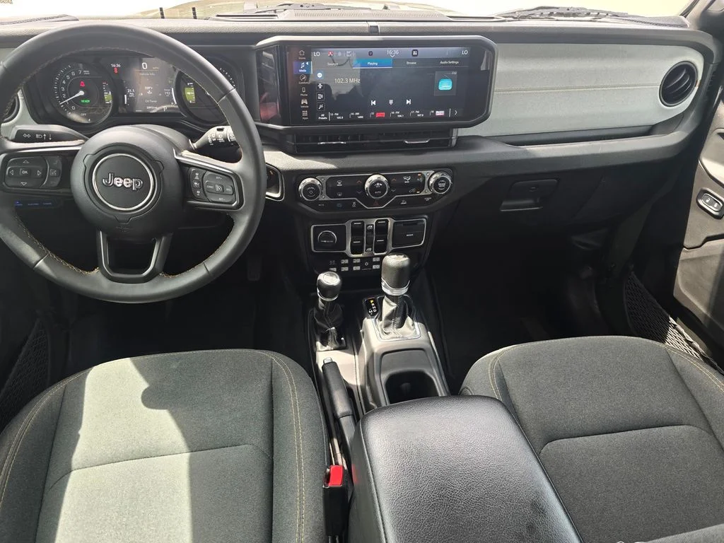 Used 2024 Green Jeep Sport S 4xe image 13