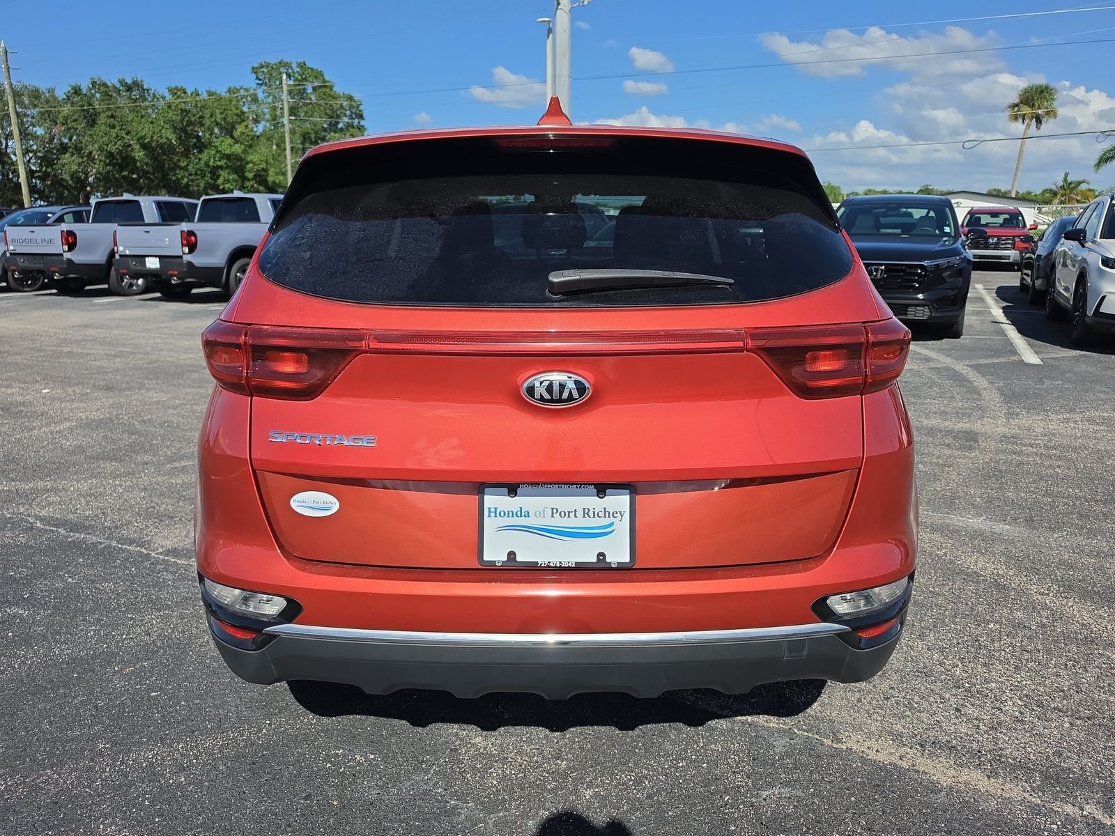 Used 2020 Red Kia LX image 4