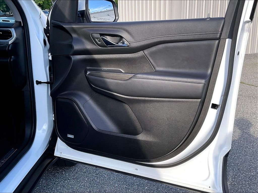 Used 2023 Summit White GMC SLT image 12
