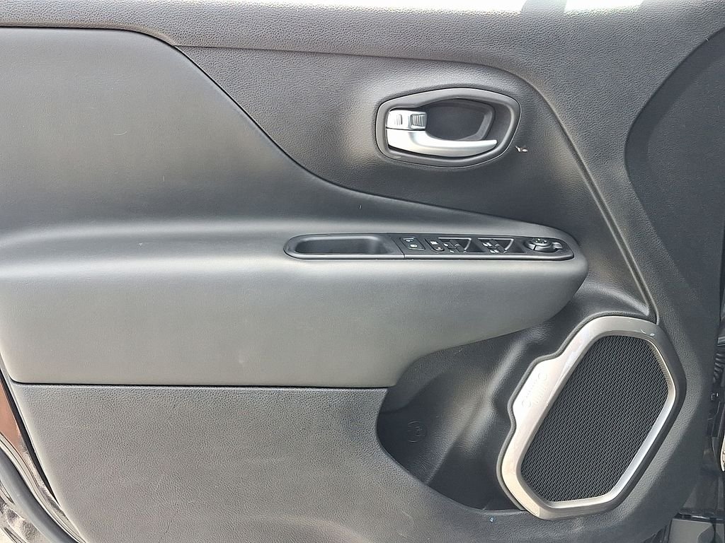 Used 2021 Black Jeep Limited image 13