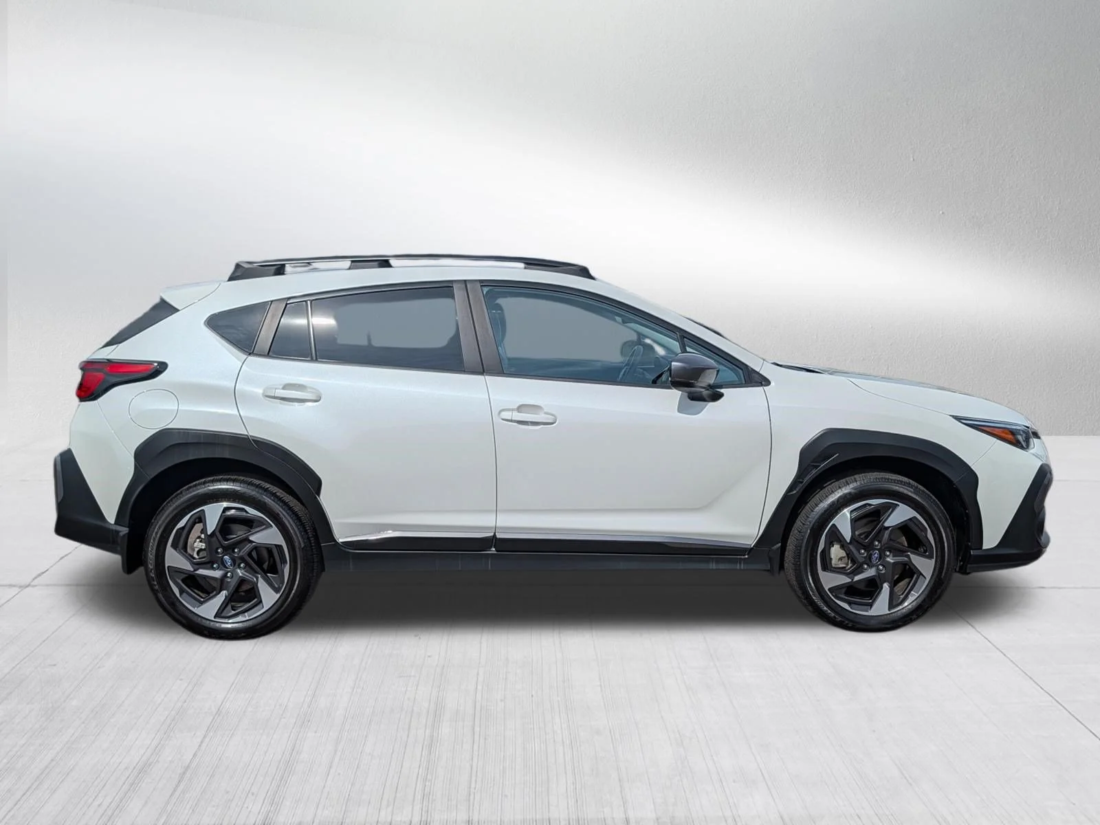 2025 Subaru Crosstrek Limited - Photo 8