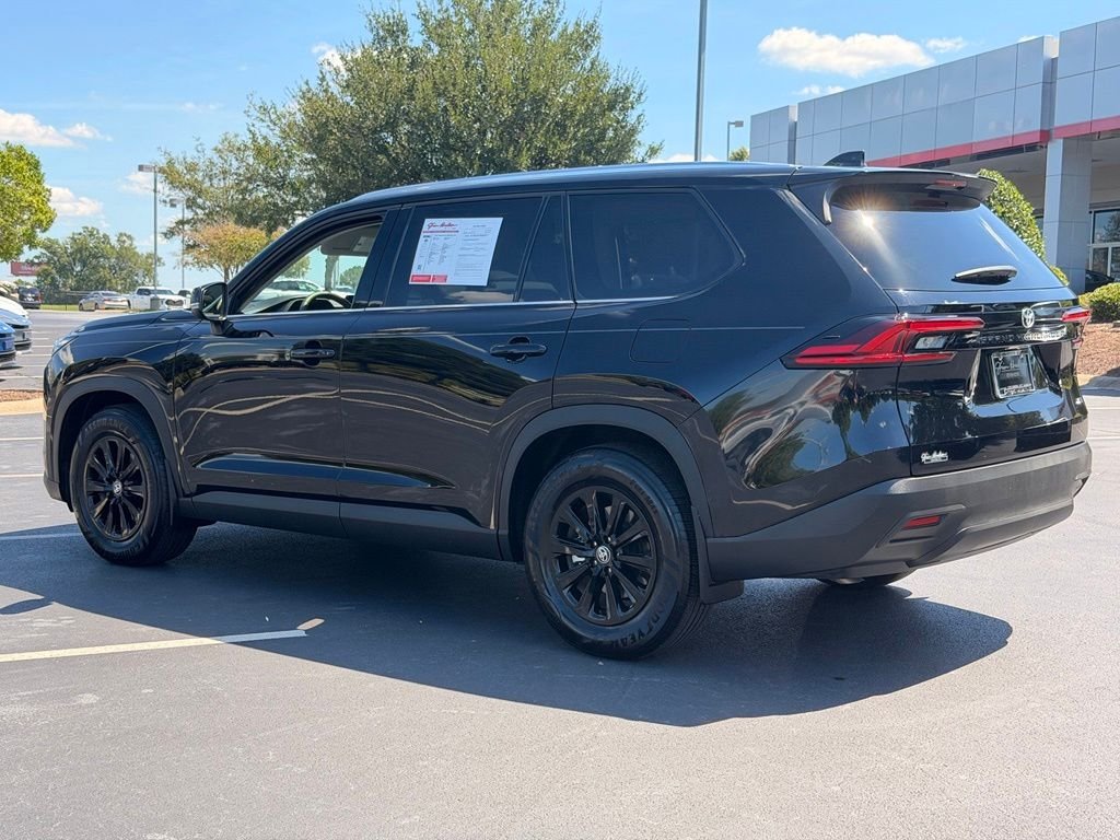 Used 2025 Black Toyota XLE image 10