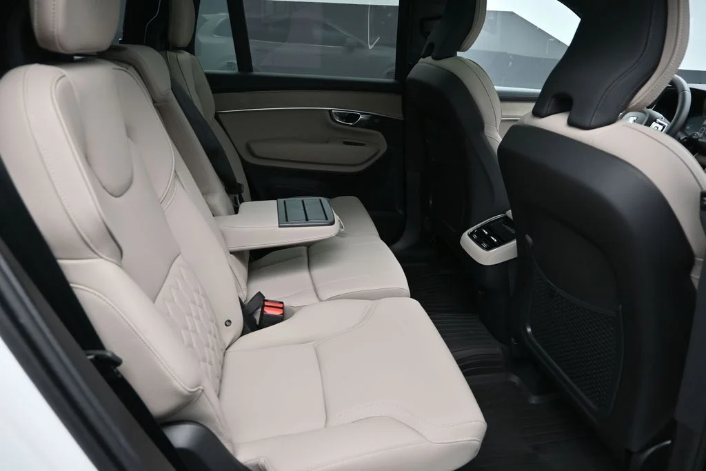 New 2026 Crystal White Volvo Plus image 17