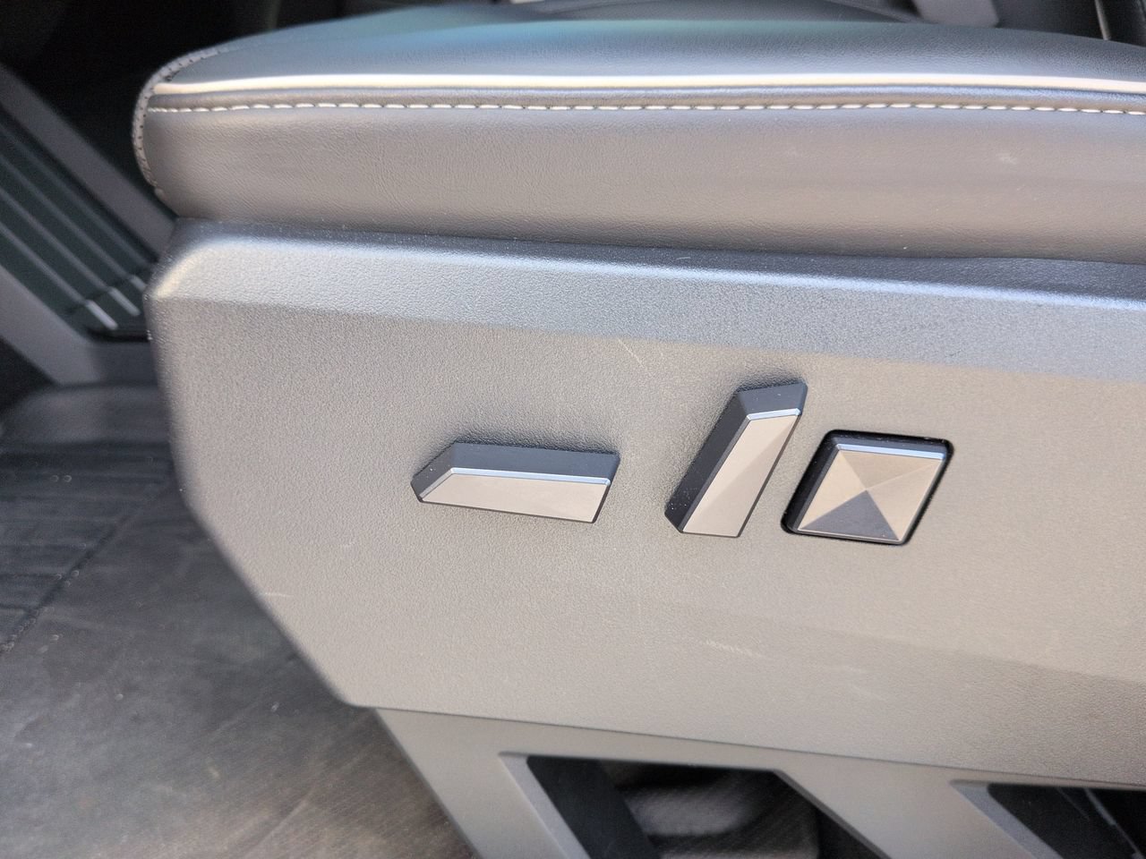 Used 2024 Stainless Steel Tesla Base image 19