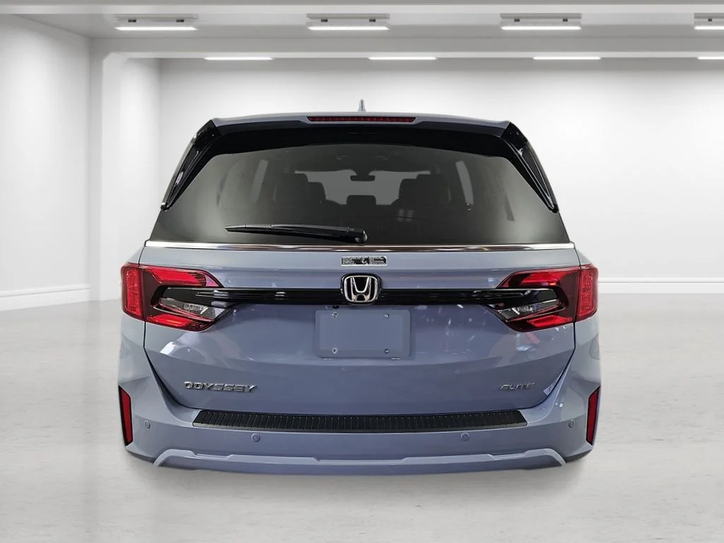 New 2027 Sonic Gray Pearl Honda Elite image 4