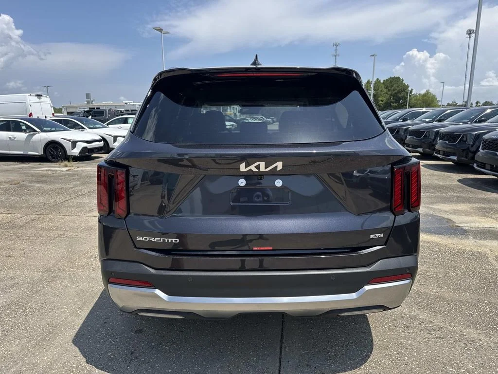 New 2026 Gray Kia S image 5
