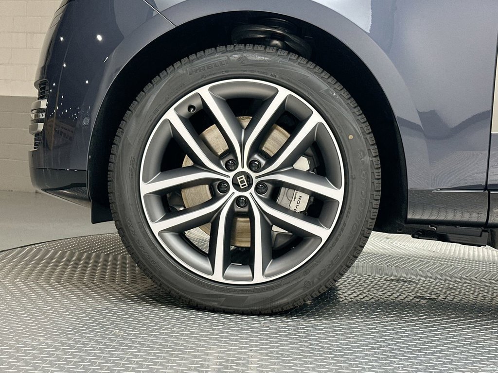 New 2027 Varesine Blue Land Rover SE image 5