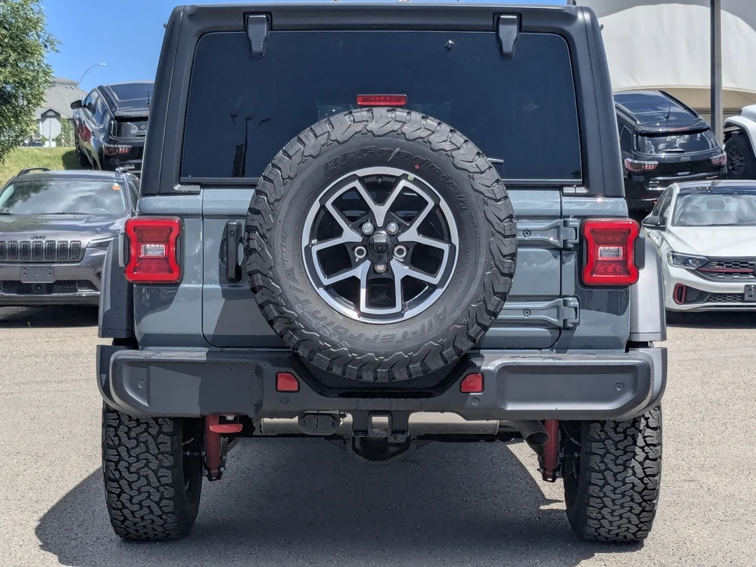 New 2026 Dark blue Jeep Rubicon - - 4x4 - 8-Spd Auto - Nappa Leather Seats - Black Freedom Top - Convenience Grp & More! image 8