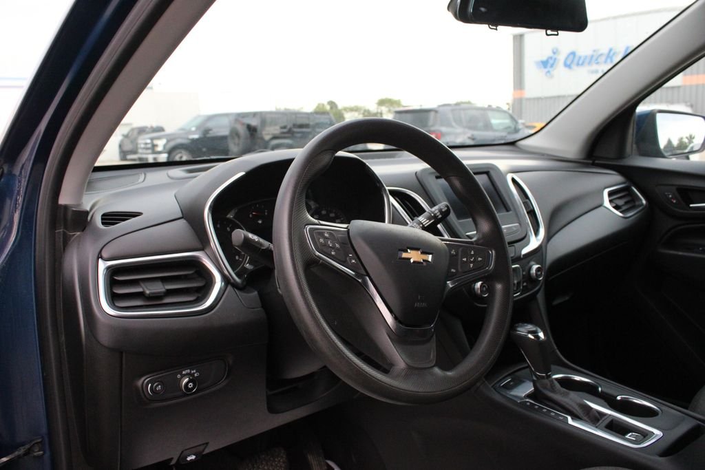2GNAXUEV7M6160005