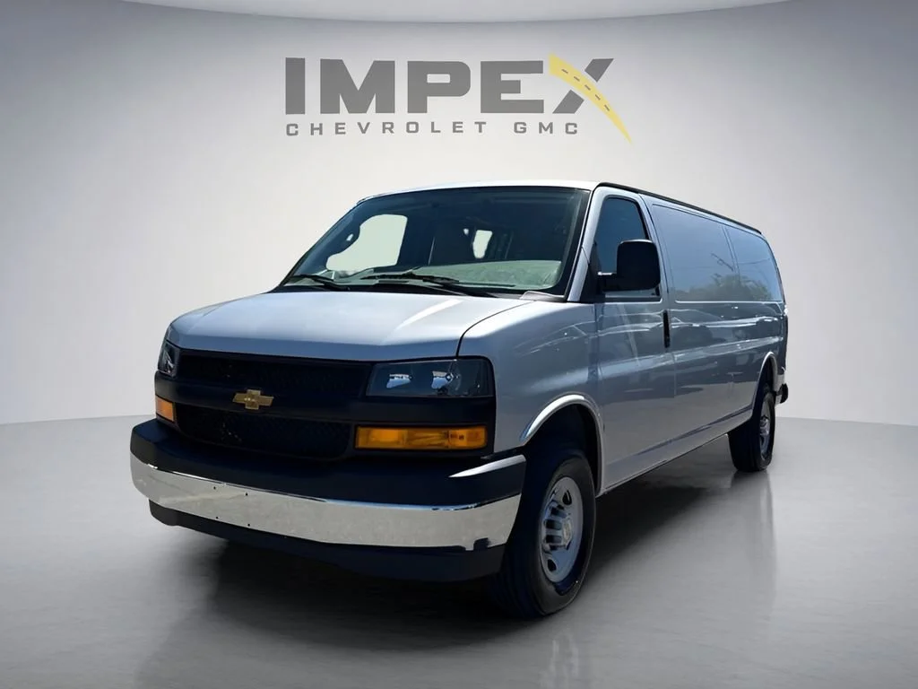 2026 Chevrolet Express 3500 Extended Work Van's photo