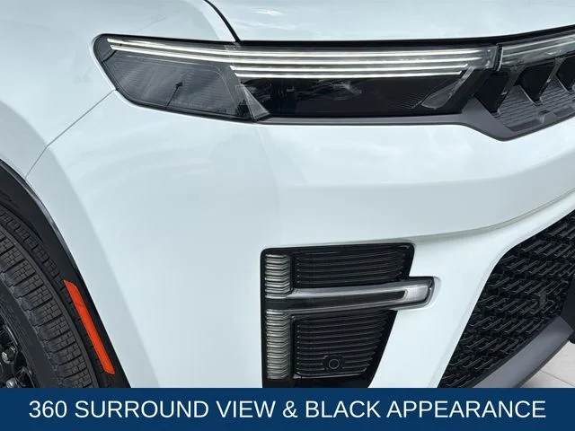 New 2026 Bright White Clear-Coat Exterior Paint Jeep Limited Reserve image 11