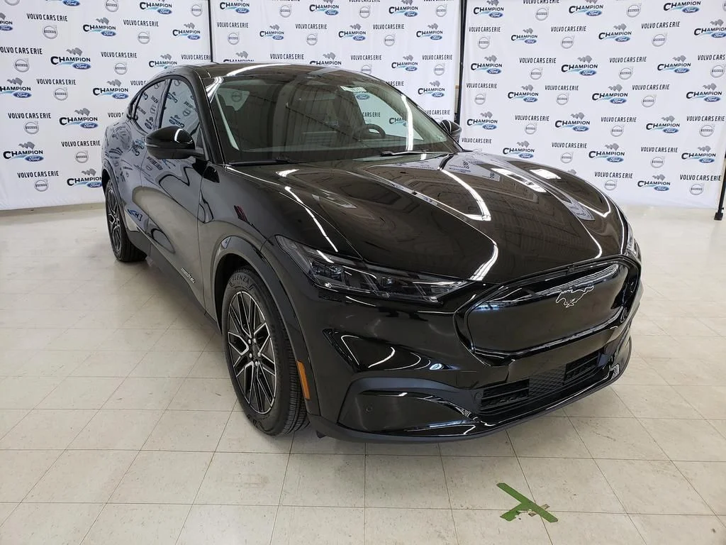 2026 Ford Mustang Mach-E Premium AWD