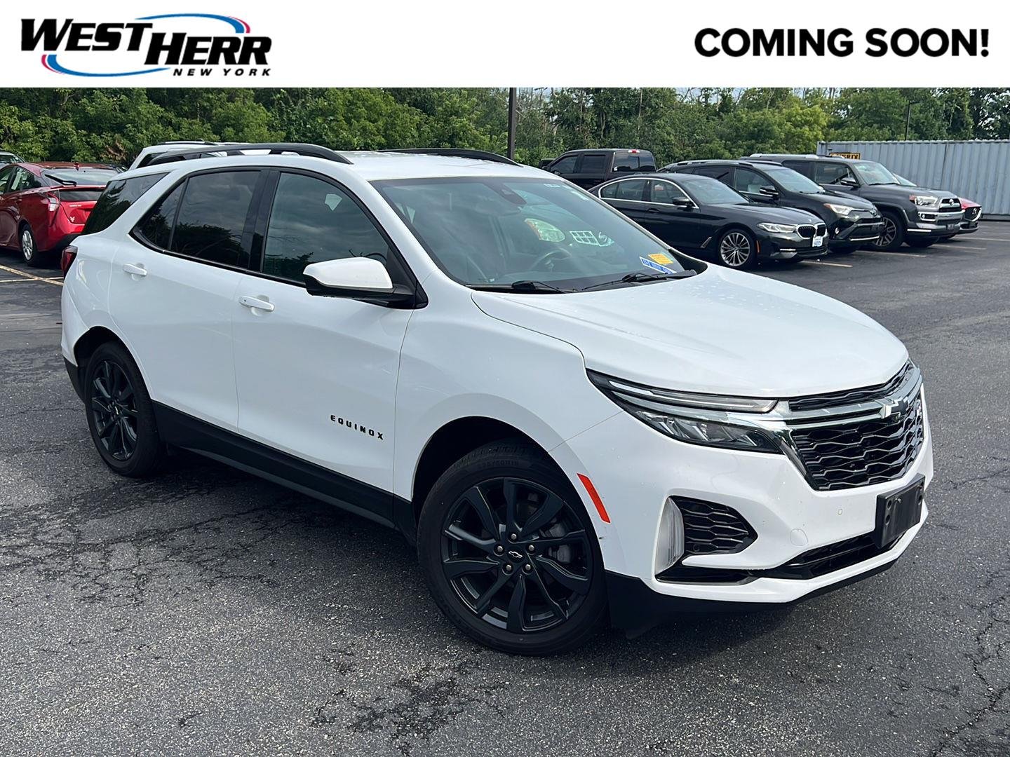 Used 2022 Summit White Chevrolet RS image 1