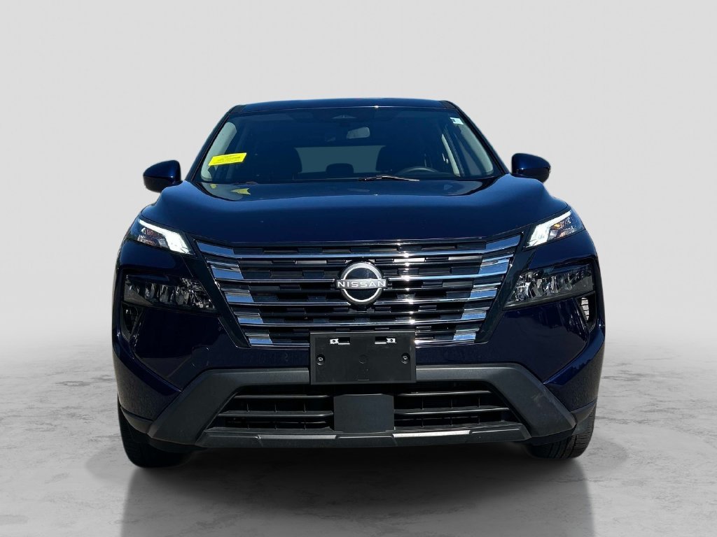 Used 2024 Blue Nissan SV image 8