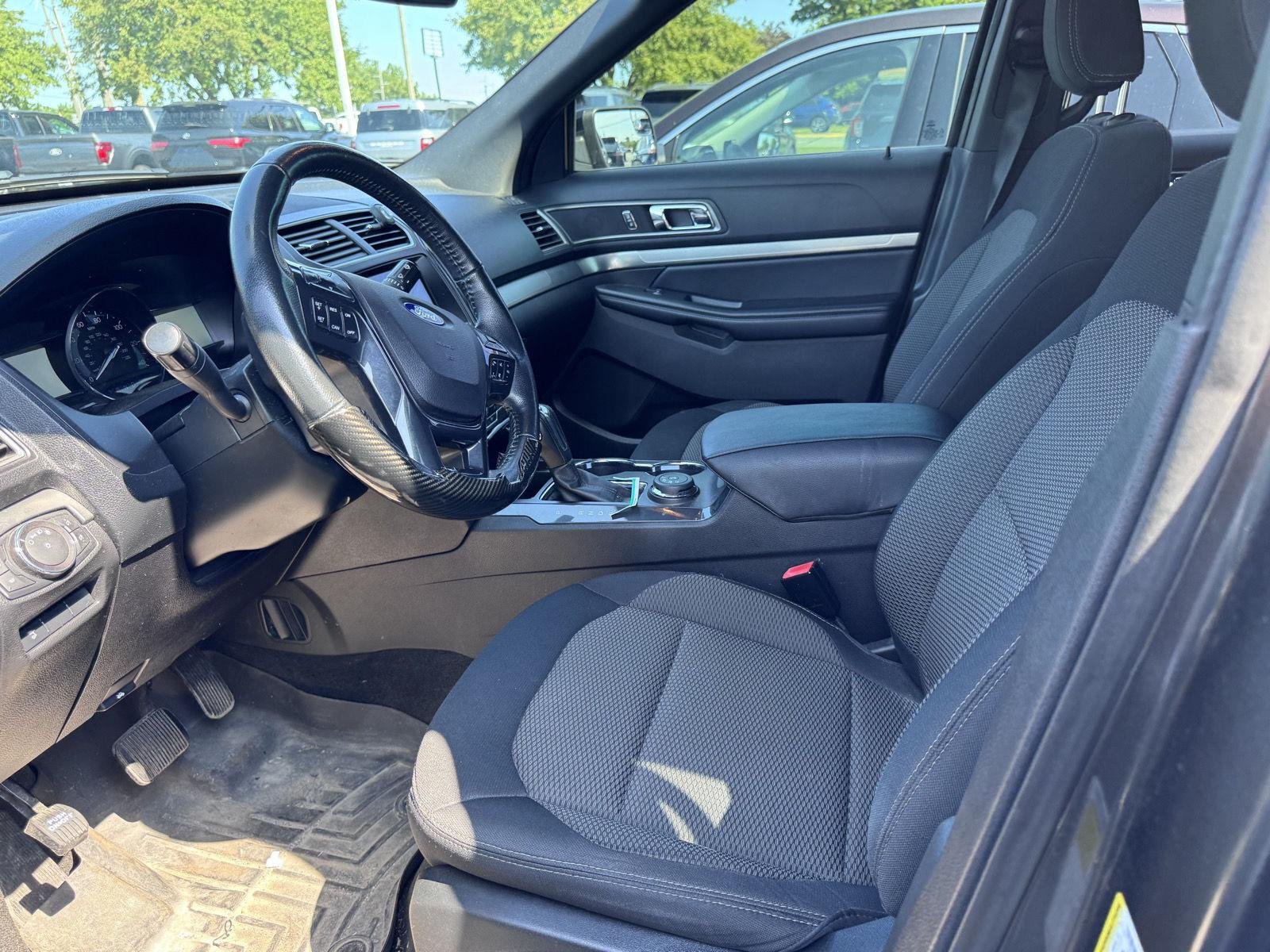 Used 2018 Magnetic Ford XLT image 10