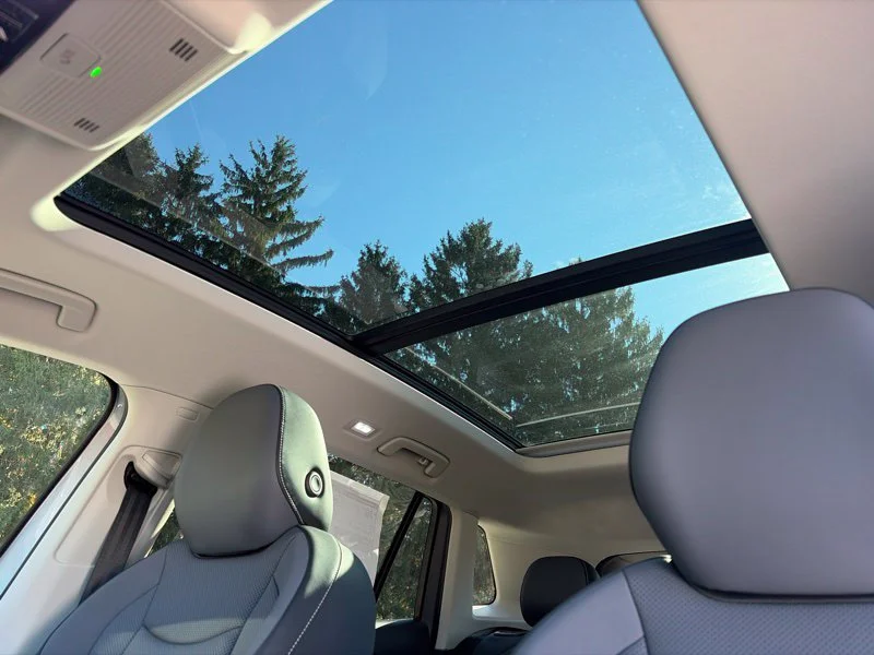 New 2027 Silver Volkswagen SE image 37