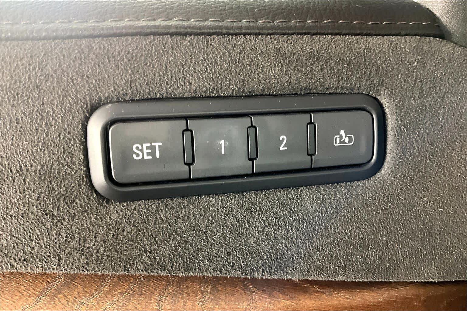 Used 2018 Red Passion Tintcoat Cadillac Premium Luxury image 34