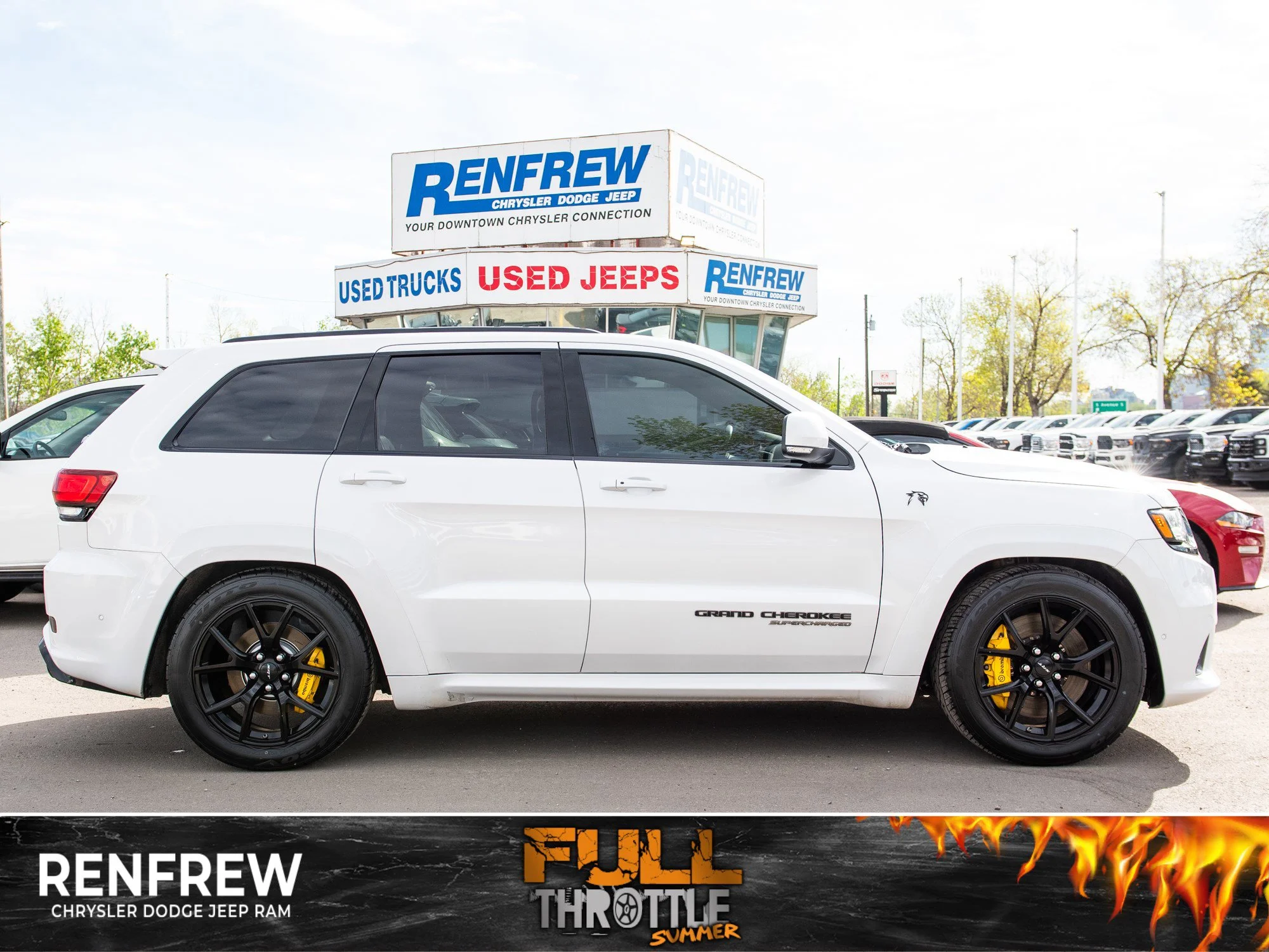 Used 2018 White Jeep Trackhawk * No Accidents | 707 HP | V8 Supercharged | Brembo | Trailer Tow | Heated/Vented Seats image 1