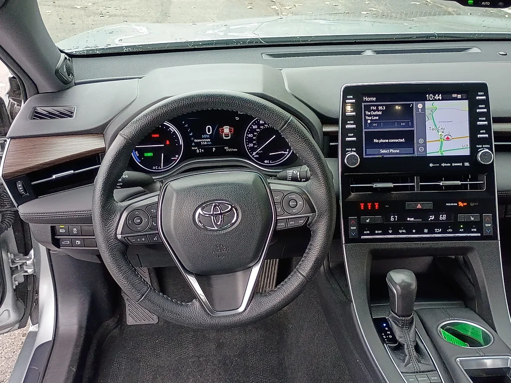 2021 Toyota Avalon XLE, photo 12 of 12