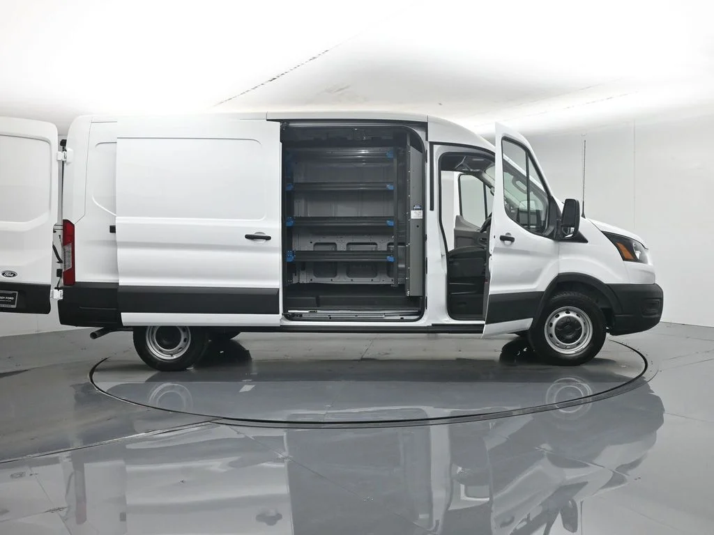 New 2026 Oxford White Ford Base image 31
