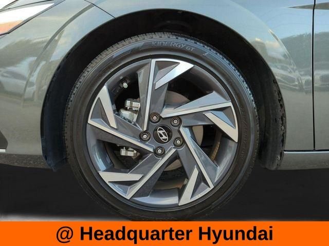 2025 Hyundai Elantra SEL - Photo 23
