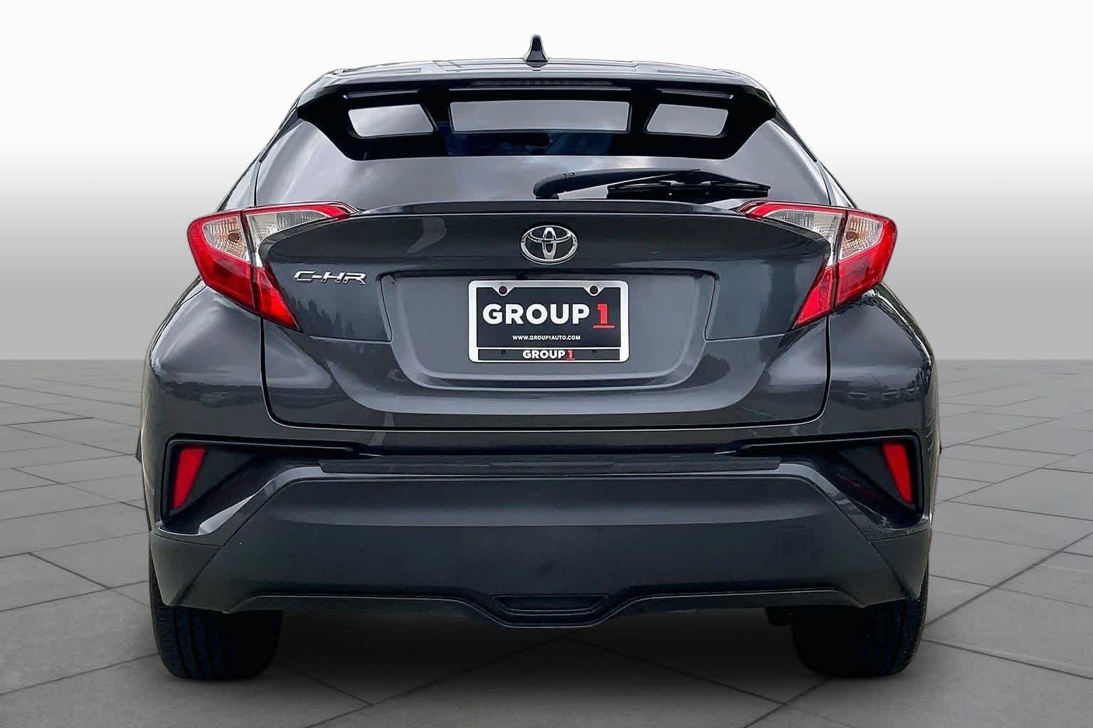 Used 2022 Magnetic Gray Metallic Toyota XLE image 5