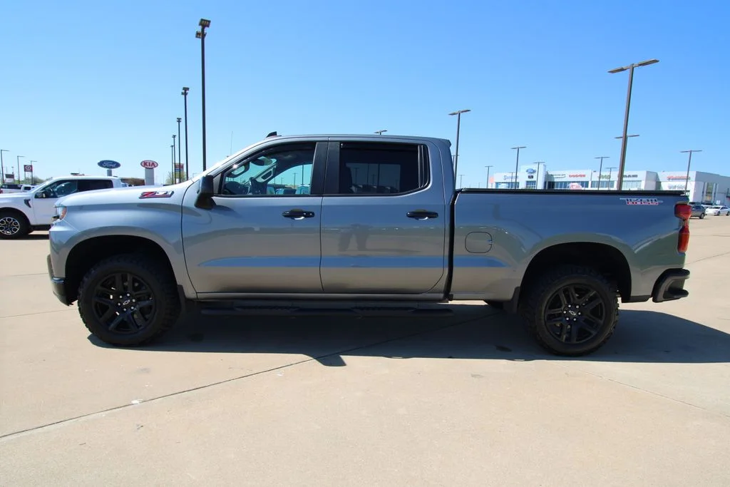 Used 2021 Gray Chevrolet LT Trail Boss image 17