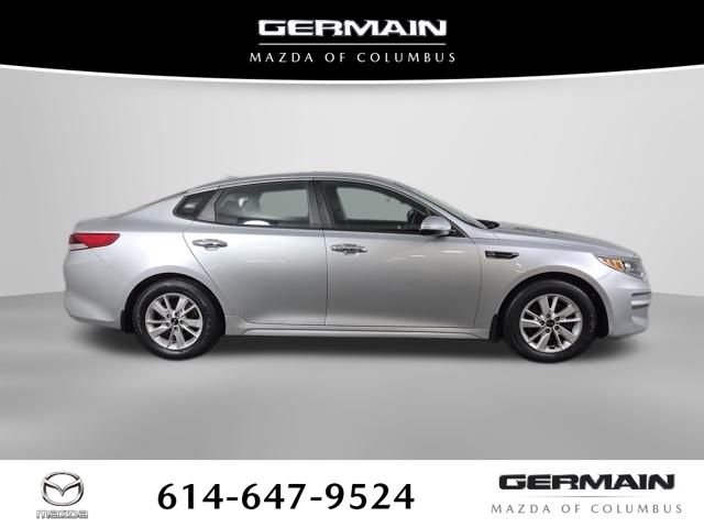 Used 2016 Silver Kia LX image 7