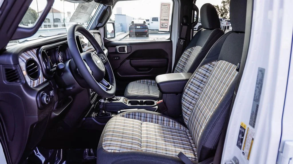 New 2026 White Jeep 85th Anniversary Edition image 22