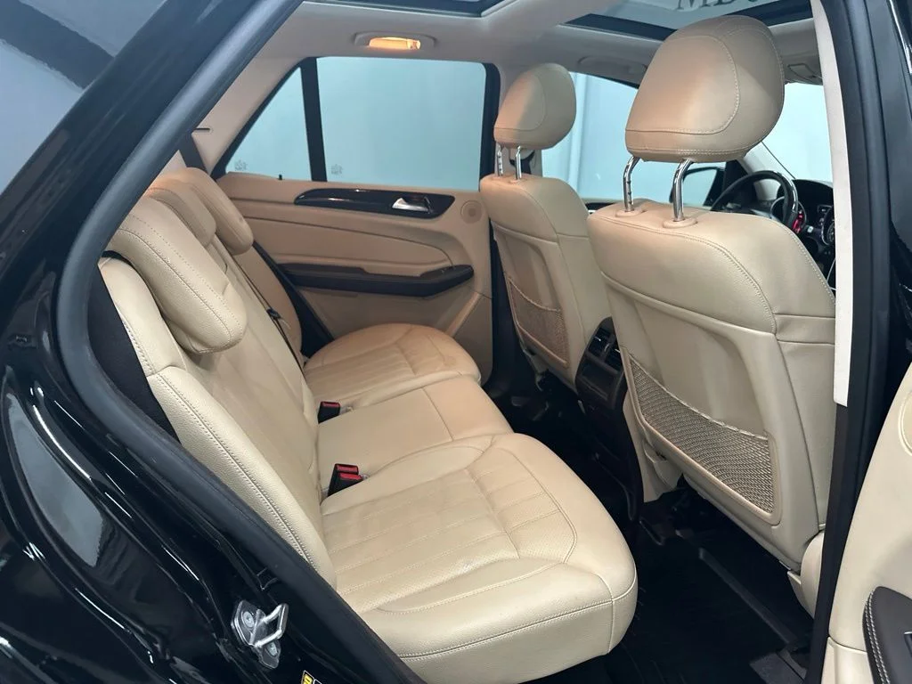 Used 2018 Black Mercedes-Benz GLE 350 image 25