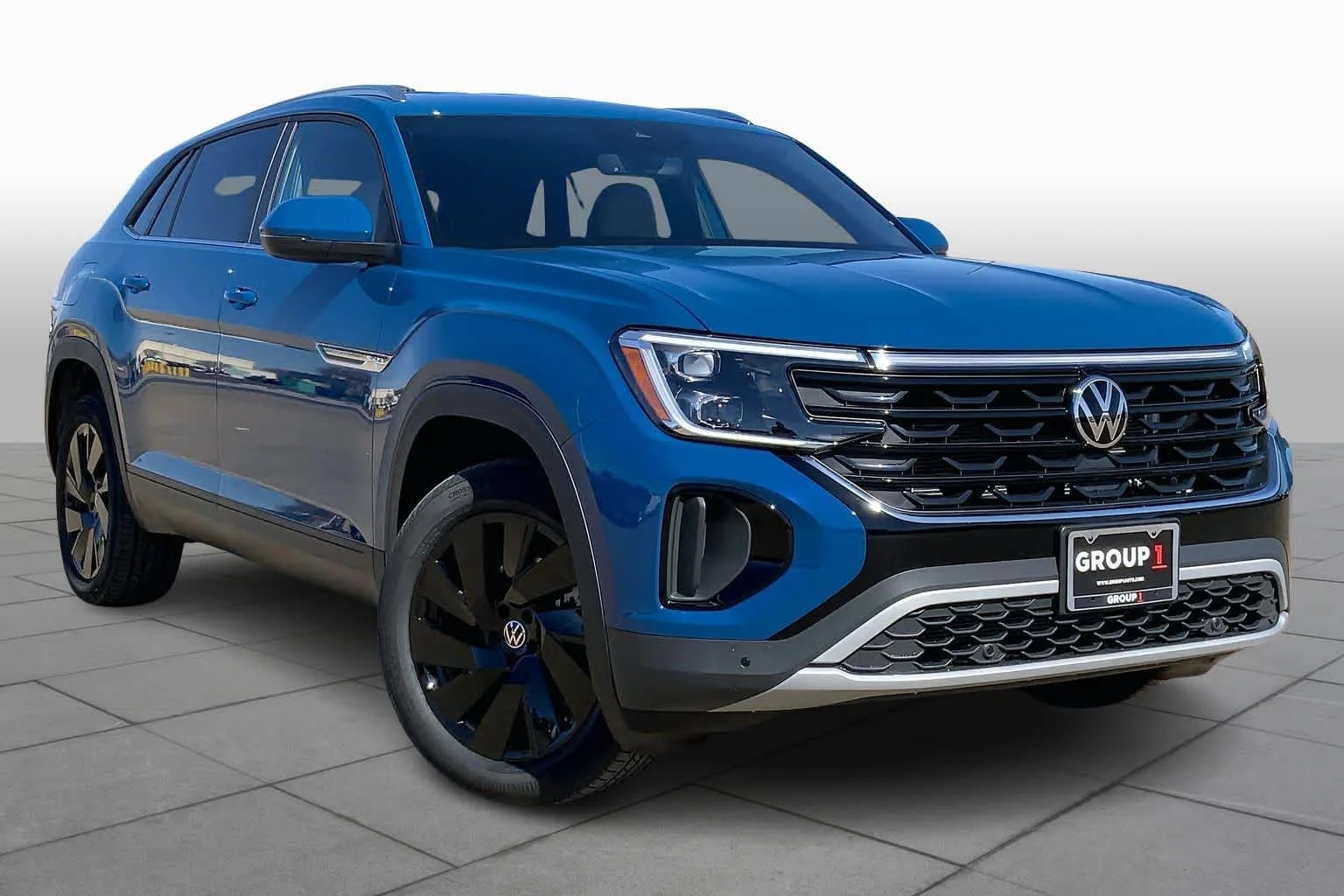 New 2026 Mountain Lake Blue Metallic Volkswagen 2.0T SE w/Technology image 2