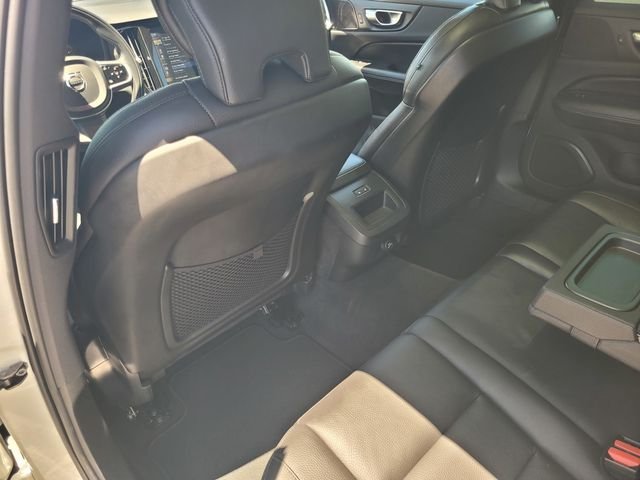 Used 2020 White Volvo T5 image 14