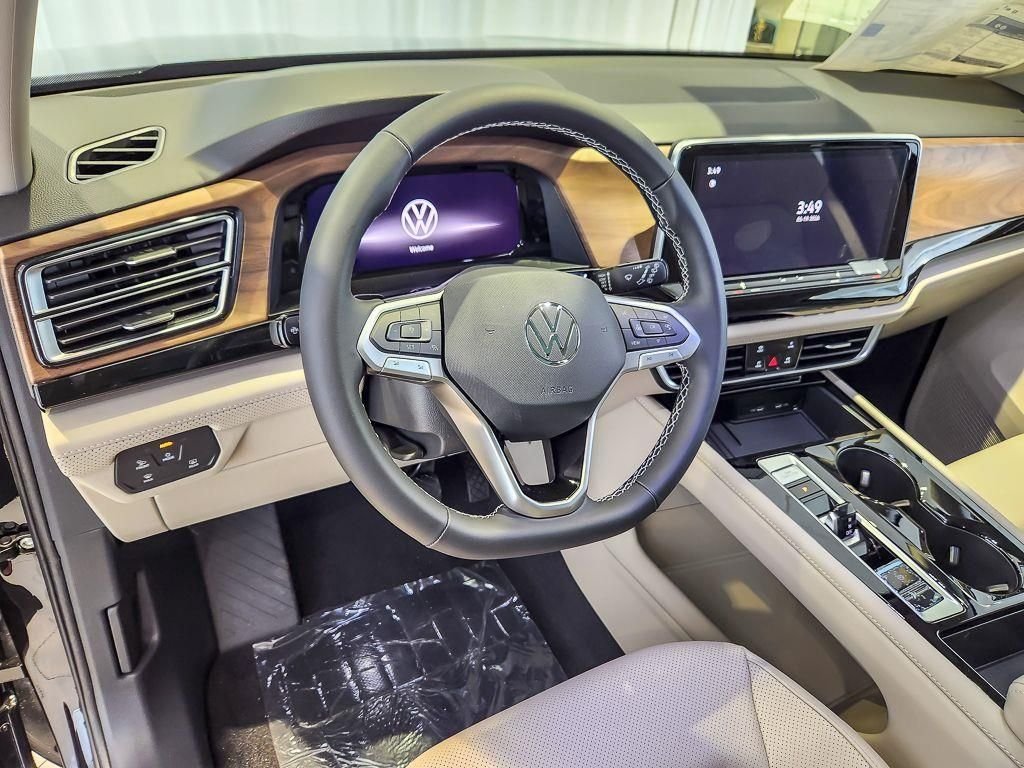 New 2026 Deep Black Pearl Volkswagen 2.0T SE w/Technology image 8