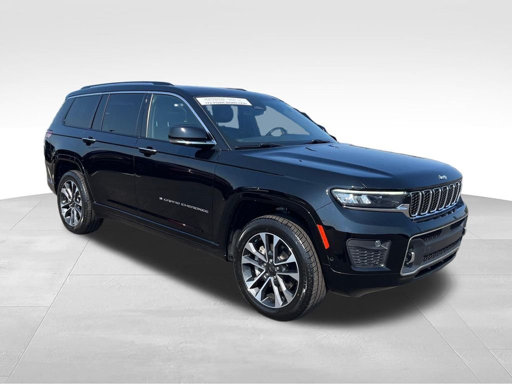 Used 2022 Black Jeep Overland image 7
