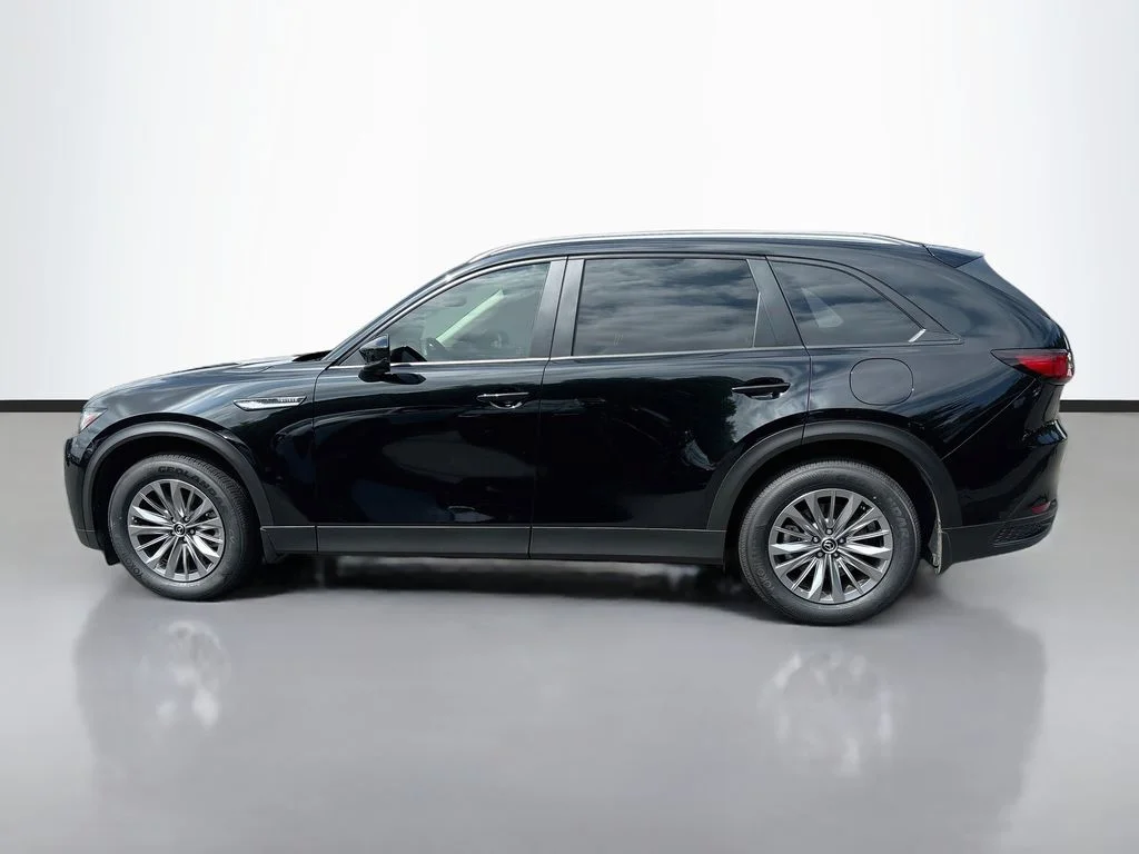 Certified Used 2025 Jet Black Mazda 3.3 Turbo Select image 4