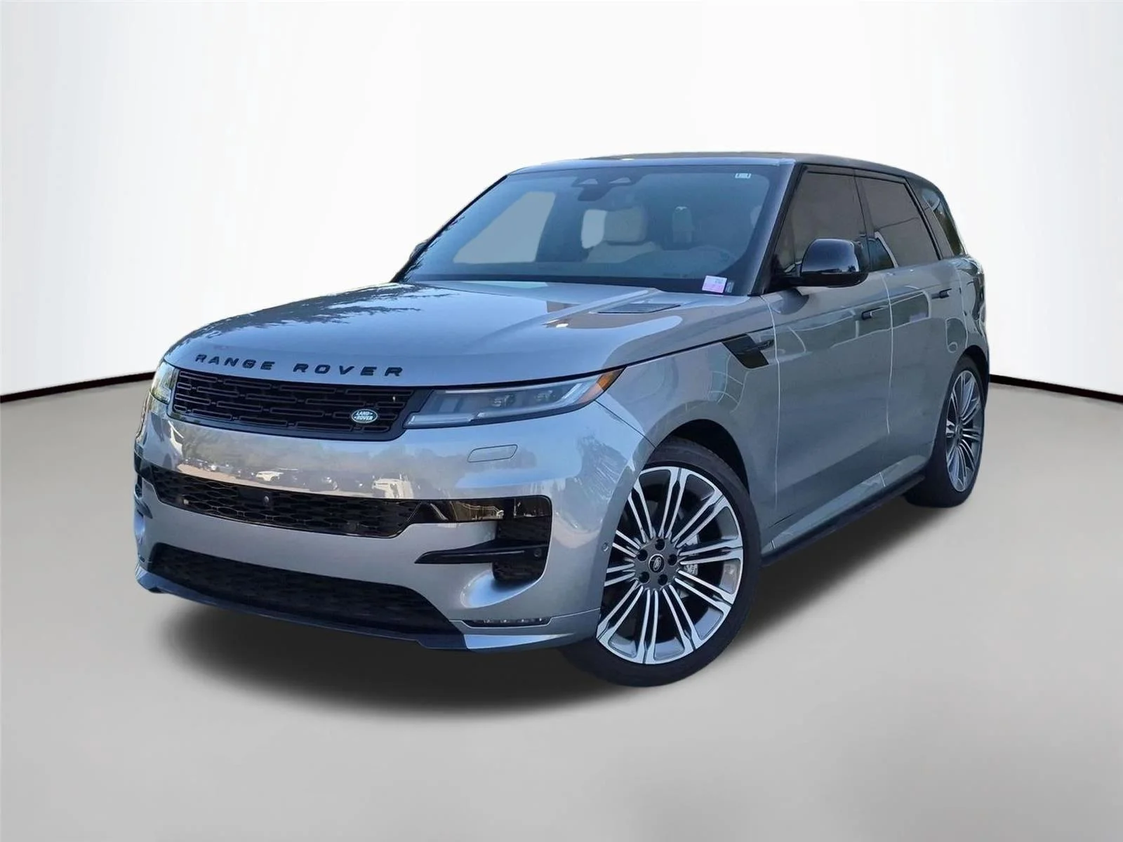 Used 2025 Eiger Grey Metallic Land Rover Dynamic SE image 1