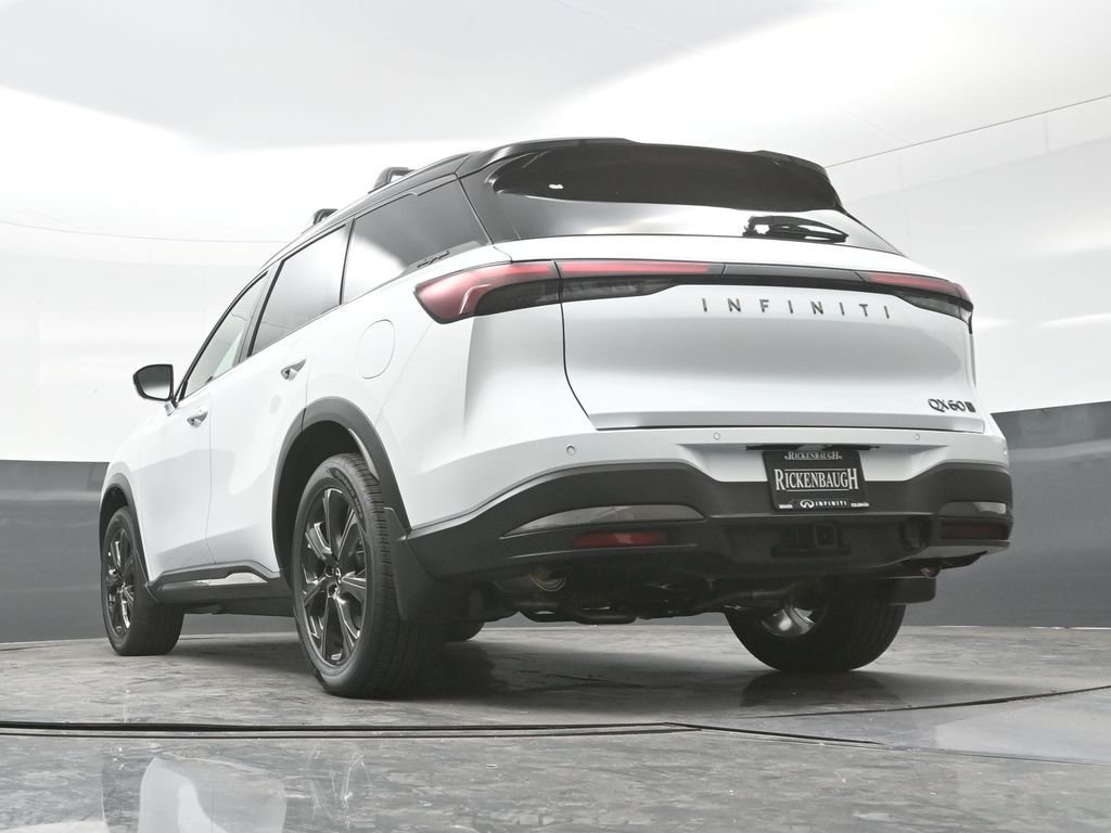 New 2027 2T RAD WHT INFINITI Autograph AWD image 35